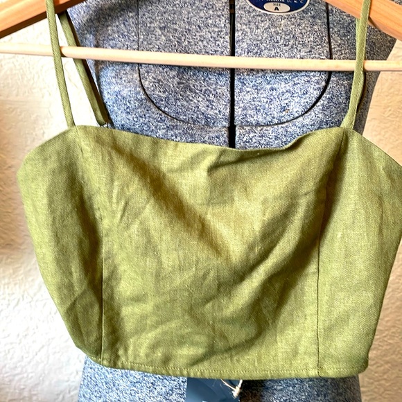 Forever 21 army green cropped vest in linen style fabric size XS new - Picture 1 of 4
